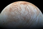 Jüpiter’in uydusu Europa’da su buharı bulundu