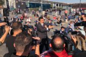 Türkoğlu İle Yüksek Tansiyon! Kent Meydanında Oturma Eylemi…