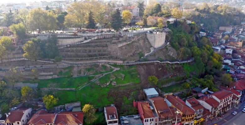 Bursa’nın Tarihine Hançer Vurulmasın!