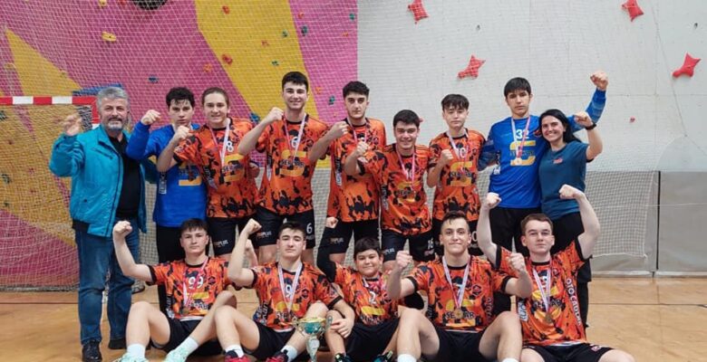 Dev Organizasyon… Zonguldak’taki Yıldız Kız-Erkek Hentbol Yarı Final Maçları’nda Bursa Damgası!