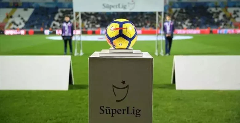 Türkiye Süper Ligi 2022/2023 Sezonundan Ne Bekliyorsunuz?