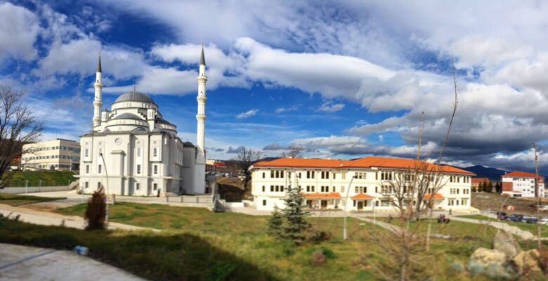 Bolu İzzet Baysal Üniversitesi İlahiyat Fakültesi’nin Camisi’nde Lavabolar İçler Acısı!