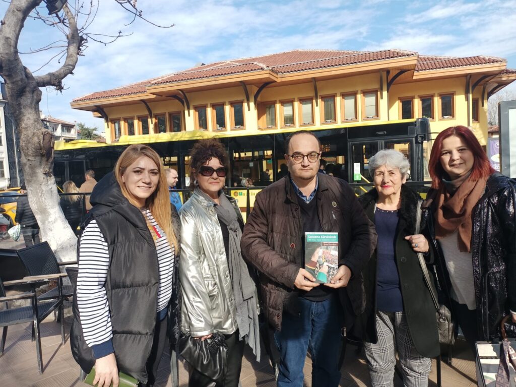 29 Ekim Kadınlarından Anlamlı Hediye!
