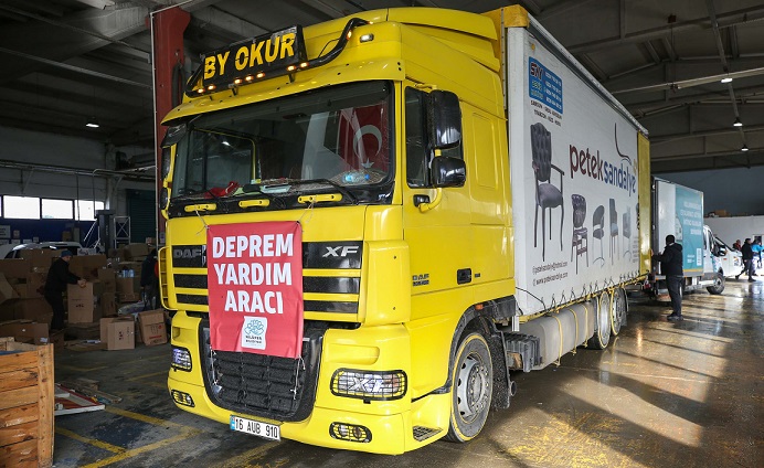 Nilüfer’de yardım seferberliği sürüyor