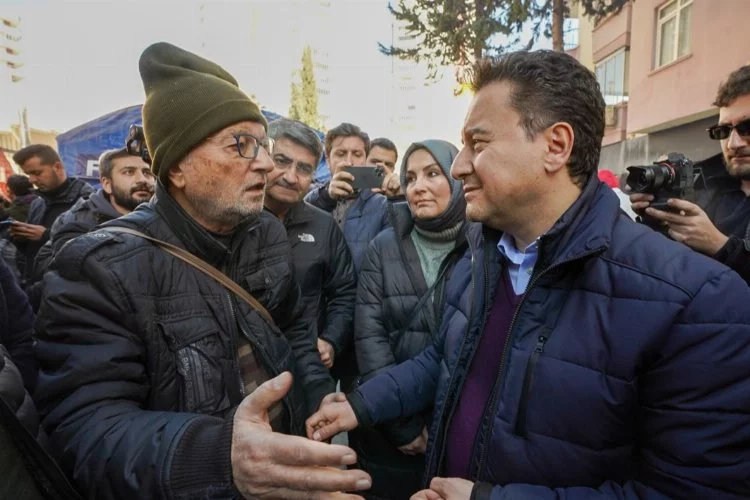 BABACAN’DAN İNŞAAT RANTINA SERT TEPKİ ‘Fay hattının üzerinde 15 katlı binalara niye izin verirsiniz, niye?’