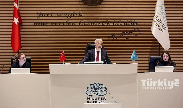 NİLÜFER’DEN ÜNİVERSİTE ÖĞRENCİSİNE ULAŞIM DESTEĞİ