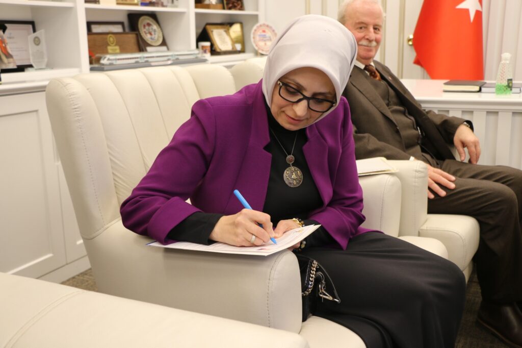 Fazilet Durmuş, AK Parti’den 28. Dönem Sakarya Milletvekili Aday Adayı