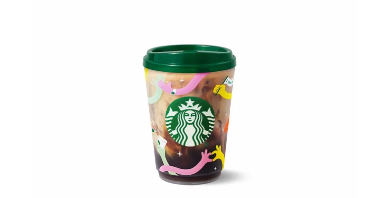 Starbucks’ta baharın her yudumu rengarenk!
