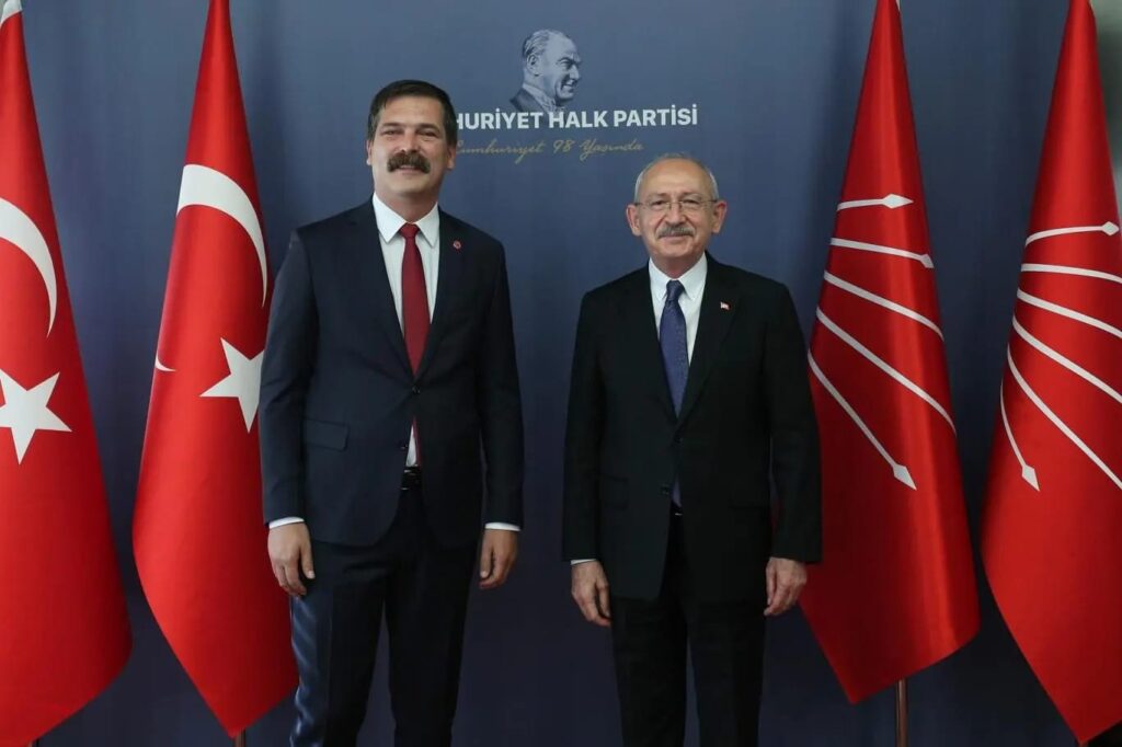 TEK ADAM VE CUMHUR İTTİFAKI İNSANLARI BÖLMEDEN USANMADI,  ARTIK AMİP BÖLÜNME YAPIYORLAR…