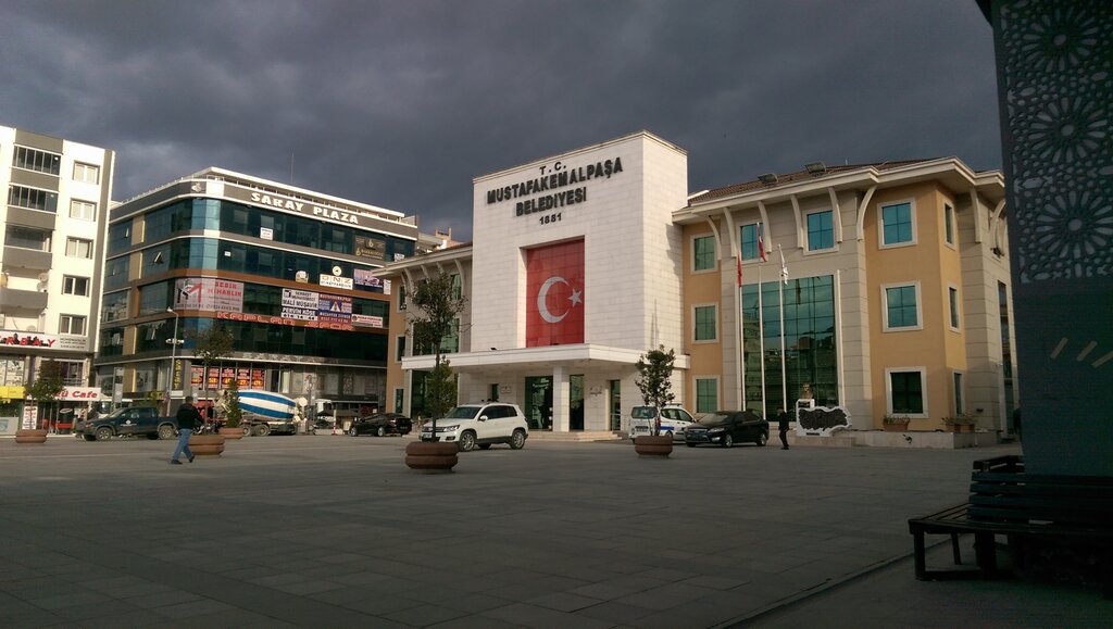 Mustafakemalpaşa  Belediyesi’nde  Rapor Skandalı! “Kamu Kaynaklarına Çöktünüz!”