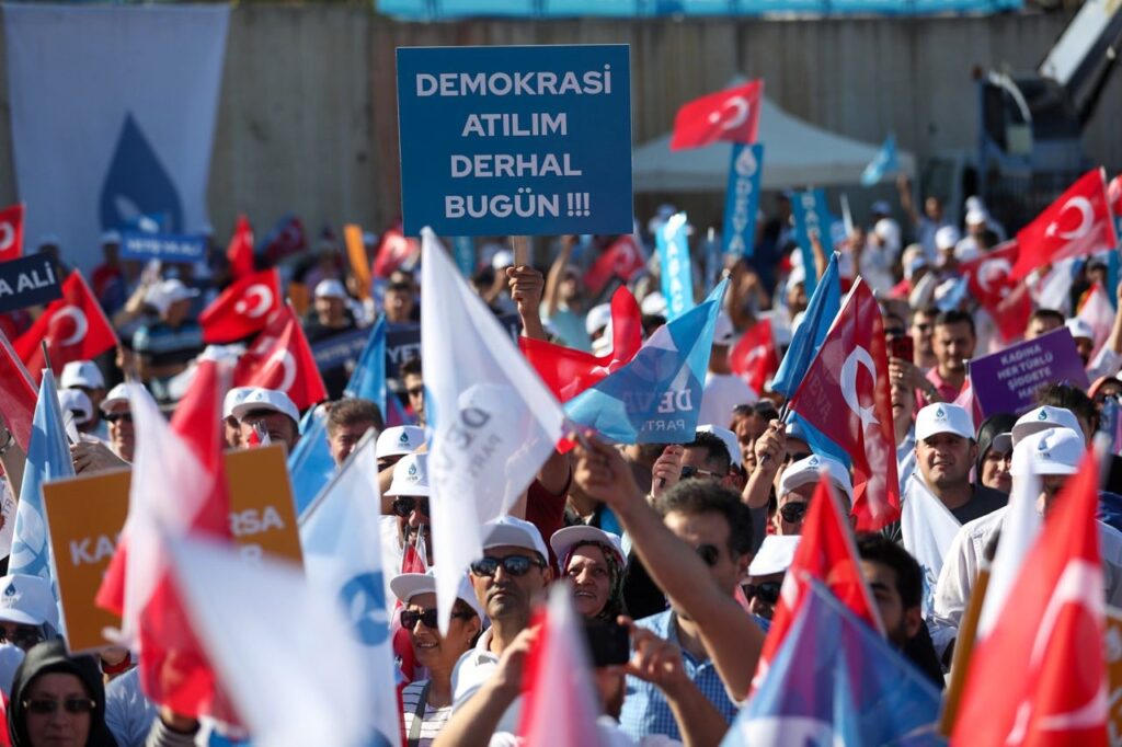 Bu kadar karşılıksız para bastırıp hala nasıl enflasyonu düşüreceğinizi söylüyorsunuz?