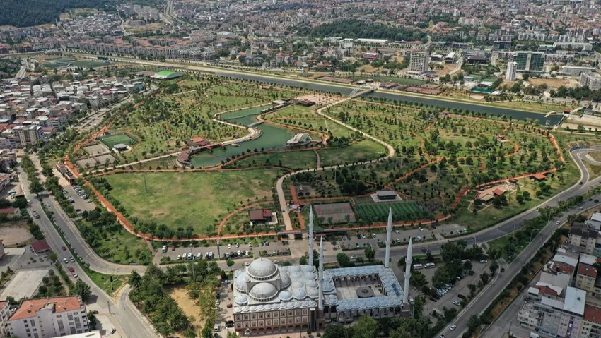GELECEK BURSA; “Kira Sorununu Arsa Üreterek Bitirebiliriz Ama Bu Bursa’da Mümkün Değil!”