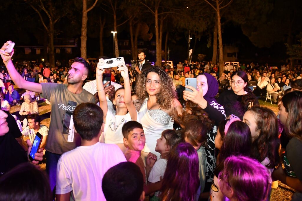 İZNİK’İN MUHTEŞEM YAZ ETKİNLİKLERİ SONA ERDİ