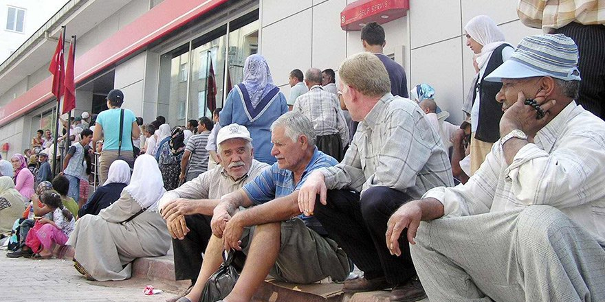 Maaşlardaki Adaletsizlik Emeklilere Yeni Bir Sendika Kurdurttu!