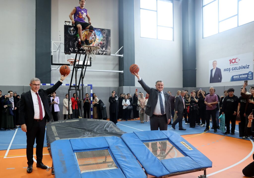 100. Yıl Spor ve Gençlik Merkezi açıldı