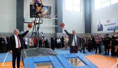 100. Yıl Spor ve Gençlik Merkezi açıldı