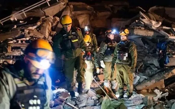 6 şubat depreminde İsrail kurtarma ekibi Türkiye’den tarihi eser çalarak gitti!