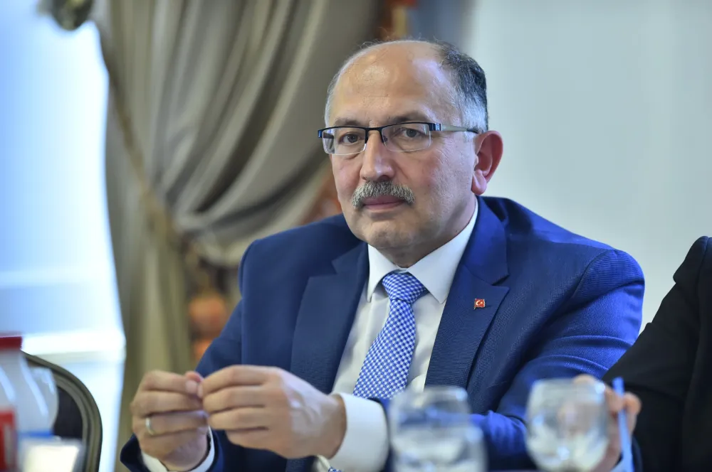 TEMELLİ ADAYLIĞINI AÇIKLADI