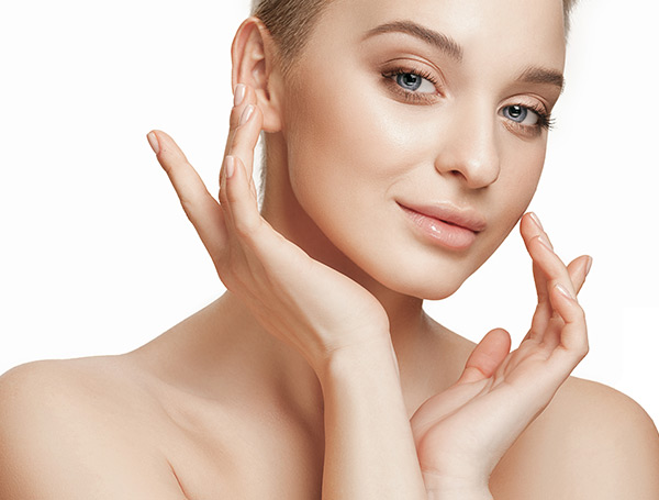 Dermatolog uzmanı 2024’ün güzellik ve estetik trendlerini açıkladı