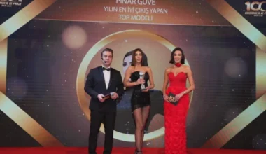 Pınar Güve,  Başarısını “Yılın En İyi Modeli” Ödülü İle Taçlandırdı