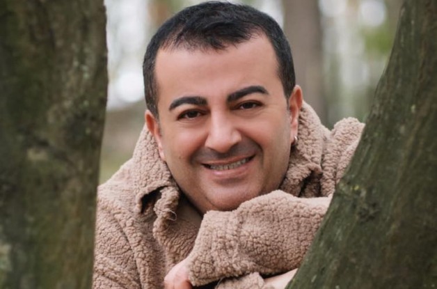 ANIL ALAN VANLI GENÇLERLE KUCAKLAŞACAK