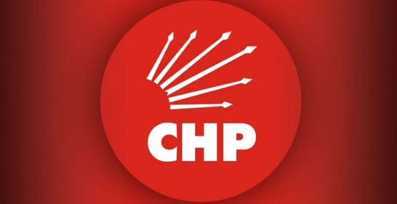 CHP Adaylarının Seçim Afişlerine Çirkin Saldırı