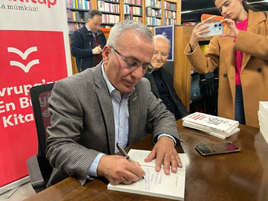 Baysal imza gününde okuyucusuyla buluşacak