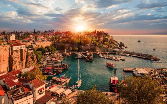 Antalya’nın Gündeminde “Reklamlarımız” Var!