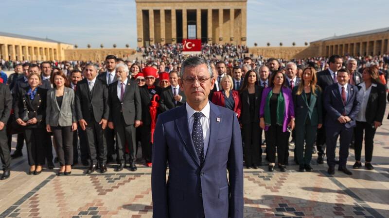 BUGÜN ÜLKEMİZDE YARGI KARARI İLE SARAY SALTANATININ DAYATTIĞI KARANLIĞA VE FAŞİZME SON VERİLECEK.
