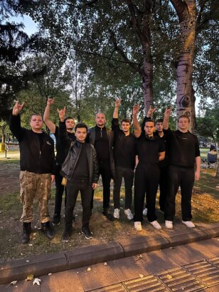 Türk Milletine Hiç Bir Soysuz Diz Çöktüremeyecek! Nöbetteyiz!