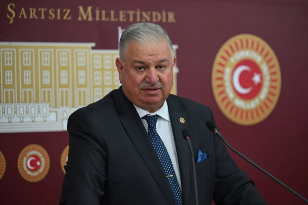 Yeniden Refah Partisi’nden Çifte Basın Toplantısı: Filistin ve Doğu Türkistan Vurgusu