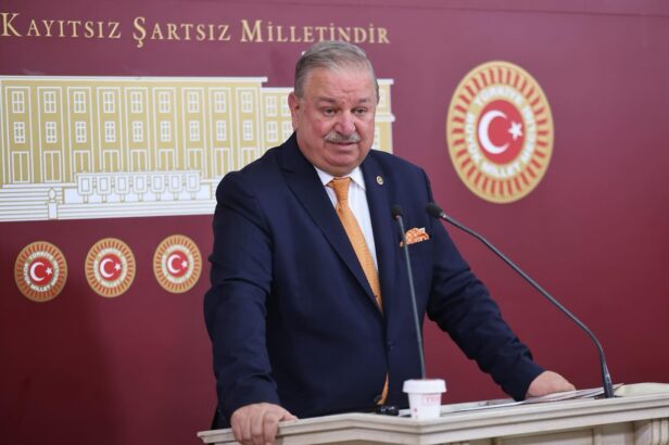 “Amerika’nın Yeni Kuzeydoğu Suriye Politikası”