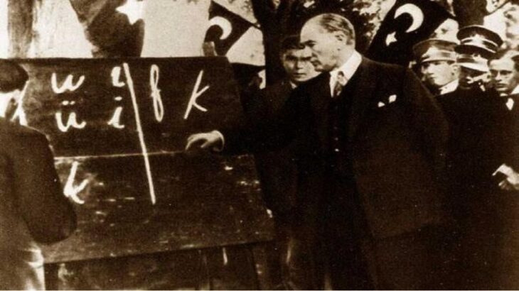 1 Kasım 1928: Harf Devrimiyle Aydınlanan Bir Milletin Hikâyesi