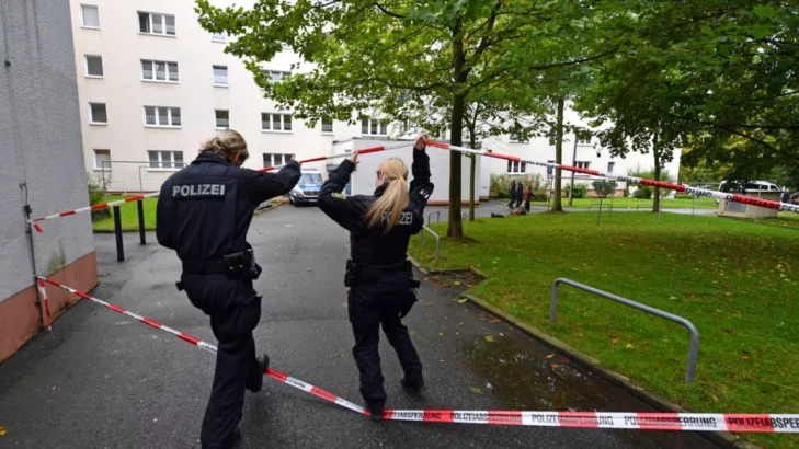 Hamburg Jungfernstieg’te Bıçaklı Kavga: Polis İran Rejimi Karşıtı Gösteriyle Bağlantıyı Araştırıyor