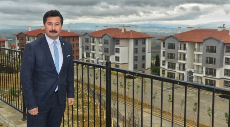 “Halkı Görmezden Gelerek Yapılan Kirli Bir Dayatma”