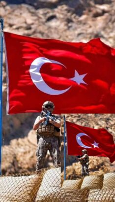 BAYRAĞIM TÜRK BAYRAĞIDIR, VATANIM TÜRKİYE’DİR: BU TOPRAKLARDA KARDEŞLİK KANLA YAZILMIŞTIR