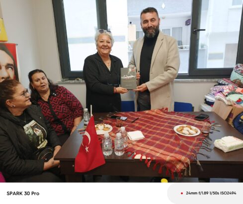 Kadın Dayanışmasına Güçlü Siyasi Destek