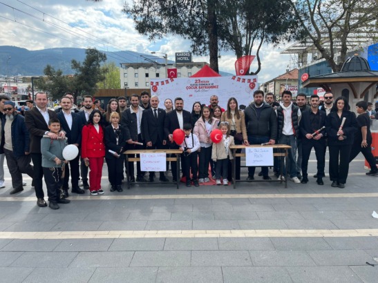Cumhuriyet Halk Partisi Osmangazi Gençlik Kolları, 23 Nisan’ı Coşkuyla Kutladı