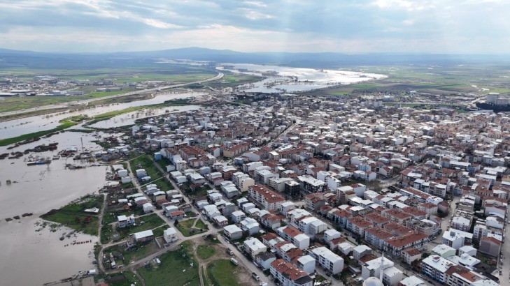 Karacabey Sular Altında! Siyasiler Sefada!