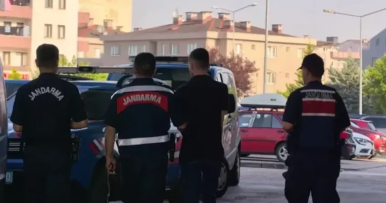 Bursa Jandarmasından Uyuşturucu Tacirlerine Büyük Darbe: 64 Şüpheli Yakalandı