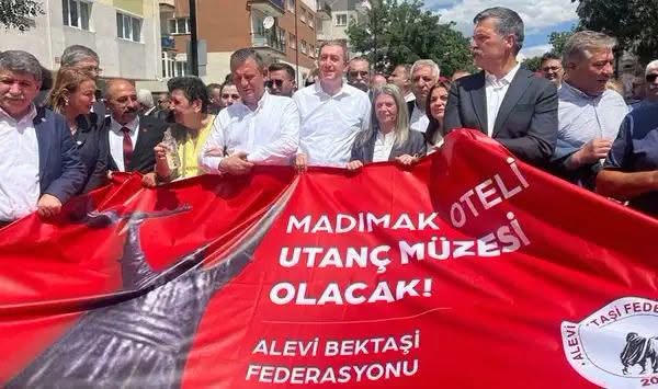 SİVAS/MADIMAK KATLİAMI: 33 YIL GEÇTİ ŞERİAT ÖZLEMCİSİ DİNCİ KİNDAR NESİL VE YÖN VERENLER DEĞİŞMEDİ.