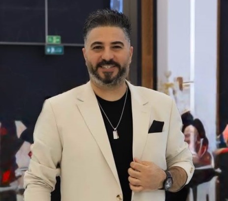 Antalya’nın Güçlü Sahne Sanatçısı Ercan Can, Başarılarıyla Müzik Dünyasında Dikkat Çekiyor