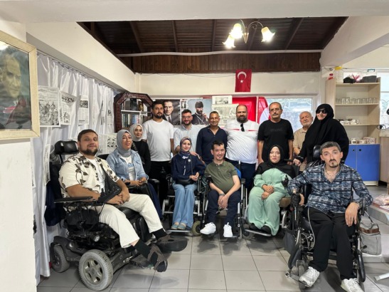 Bir Pembe Yumurtayla Başlayan Hayal, Çocuklara Umut Olan Kütüphaneye Dönüştü