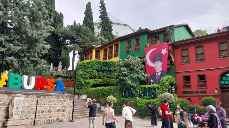 TAYFUN ÖZTÜRK’TEN BURSA YÖNETİMİNE SERT TEPKİ: “BURSA NEDEN BU KADAR SAHİPSİZ?”